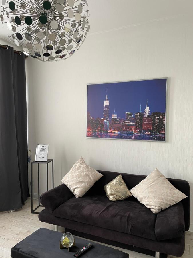 Sky Night Suite Duren Exterior foto